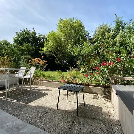 Апартаменты Les Jardins - Terrasse & Jardin Au Calme Анси